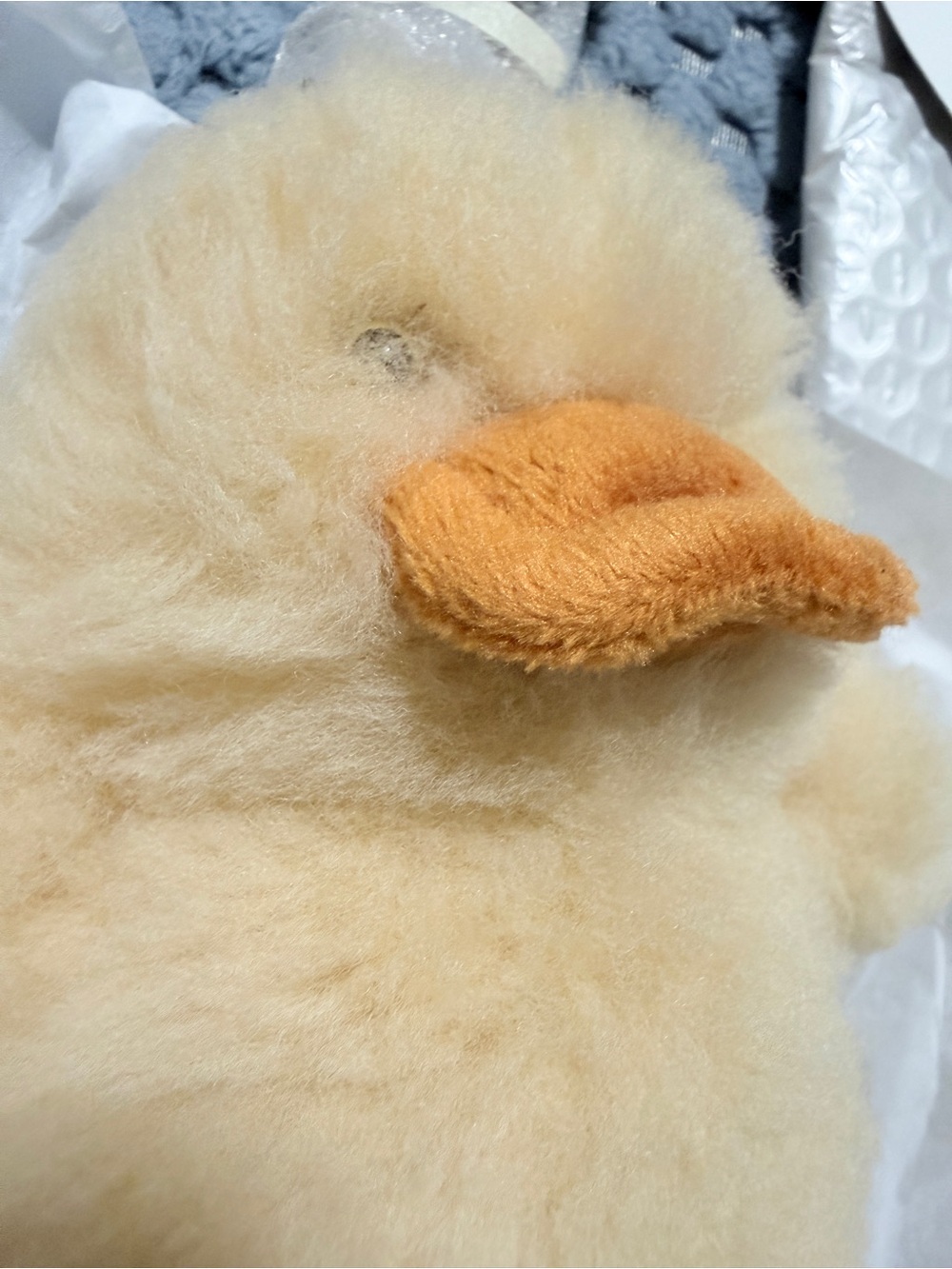 Adorable y Coach Shearling Ducky Bag Charm - Picture 7 of 10